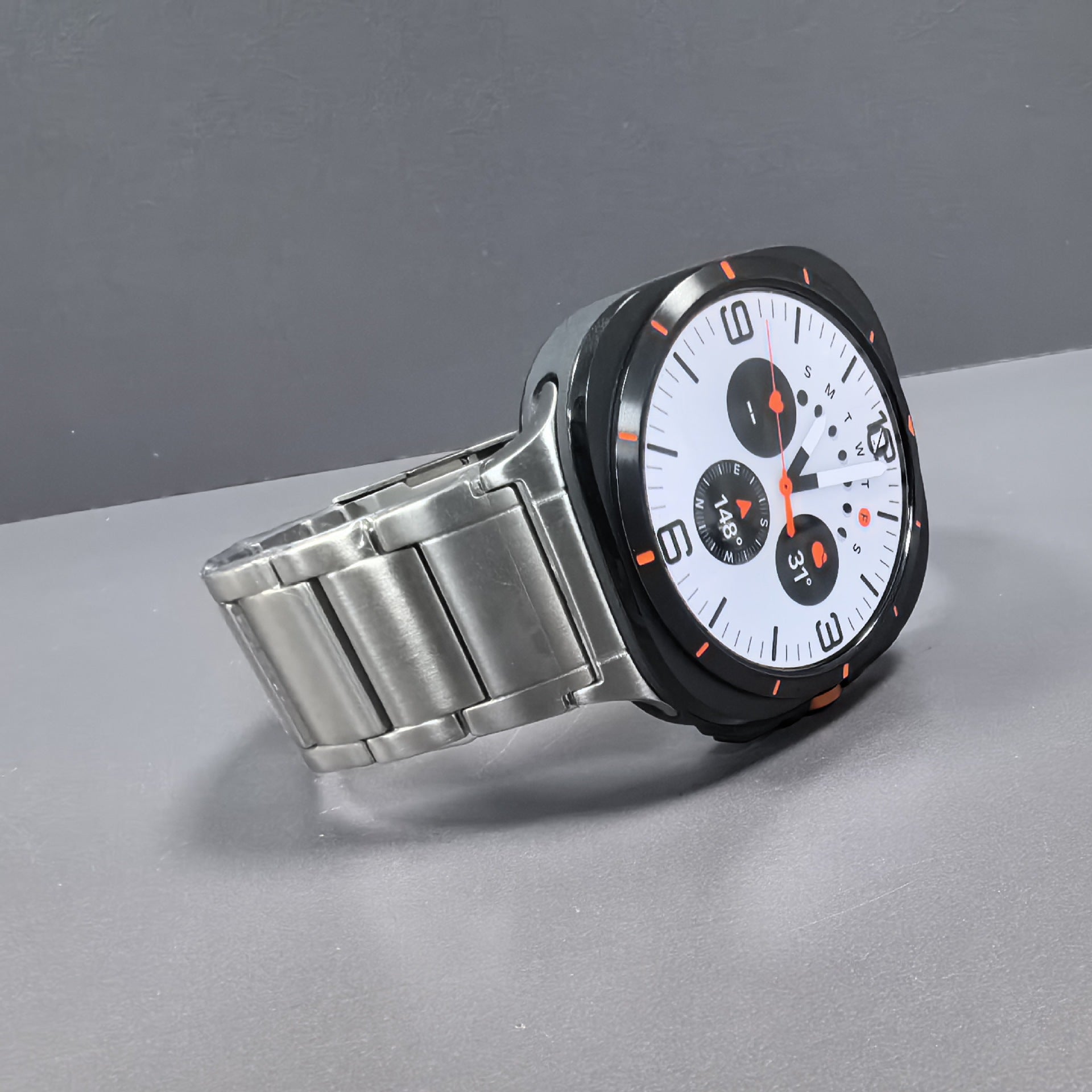 [Galaxy Watch Ultra] Titanium Luxe Bracelet