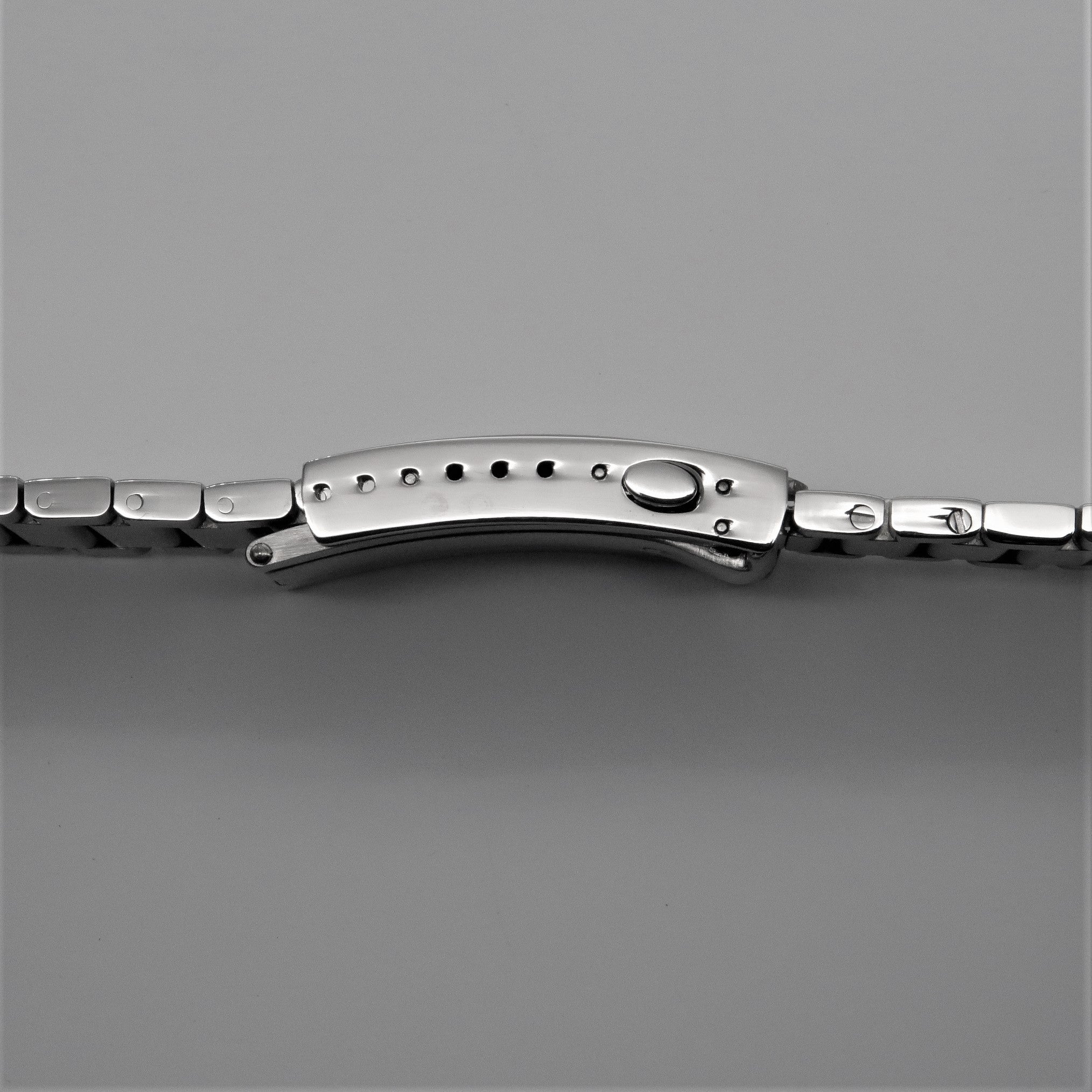 [Forstner] Contemporary Flat Link Bracelet for Omega Speedmaster